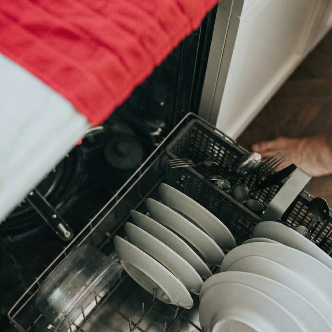 Easy Kitchen Cleaning Tips for a Healthier Home